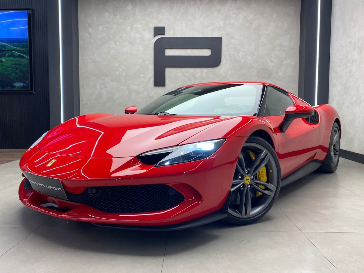 Foto do veículo FERRARI 296 GTB 3.0 V6 TURBO PHEV F1-DCT 2023/2023 3.900 KM R$ 2.850.000,00