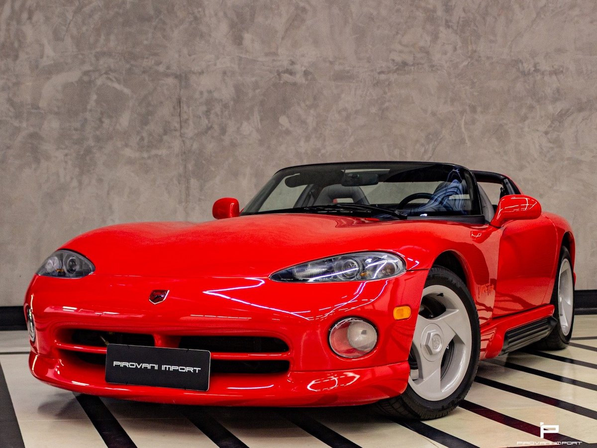 Foto do veículo DODGE VIPER 8.0 RT-10 V10 GASOLINA 2P MANUAL 1993/1993 5.000 KM R$ 799.000,00