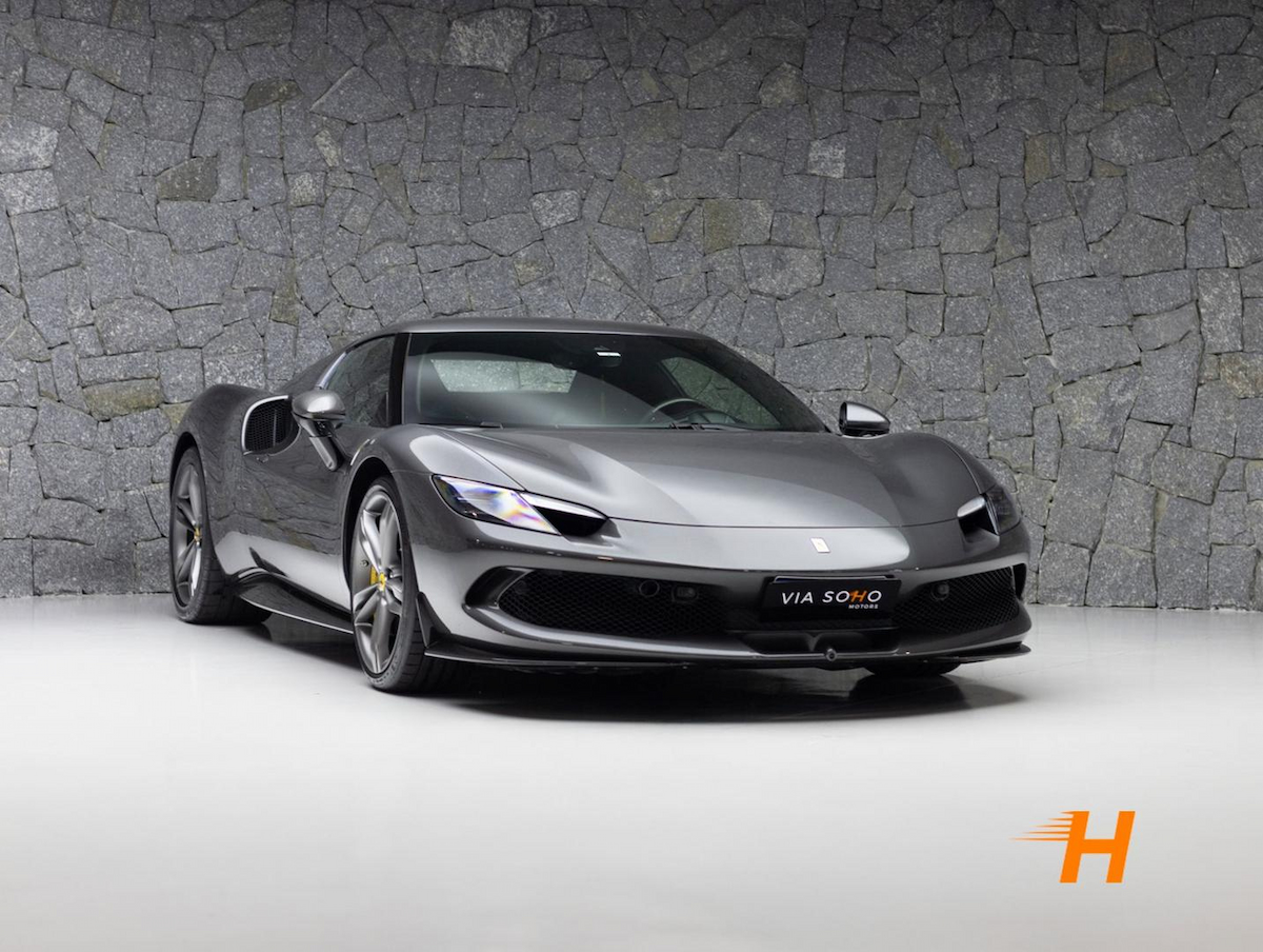 Foto do veículo FERRARI 296 GTB GTB 2023/2024 1.868 KM R$ 3.499.000,00