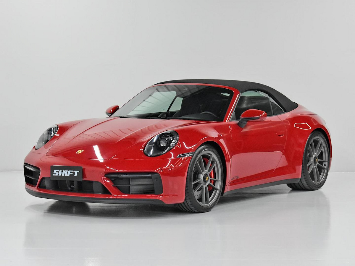 Foto do veículo PORSCHE 911  CARRERA 4 GTS CABRI. 3.0 24V (992) 2023/2023 2.060 KM R$ 1.190.000,00