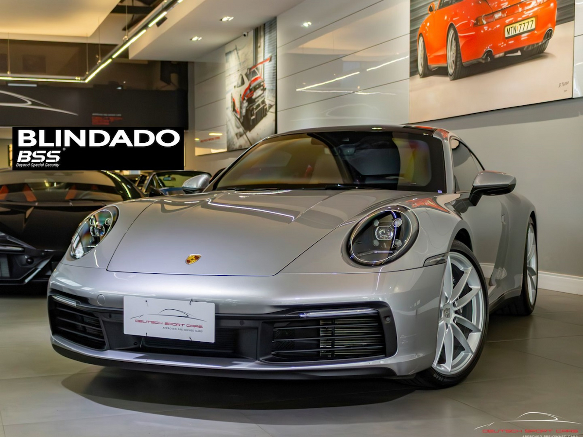 Foto do veículo PORSCHE 911 3.0 24V H6 GASOLINA CARRERA PDK 2024/2024 9.277 KM R$ 949.000,00